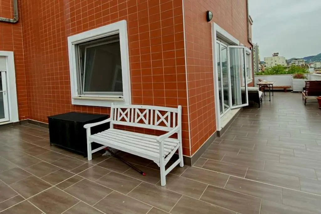 Apartment 140M2 Top Floorcentral Loft 24Hr Self Check-In Tirana
