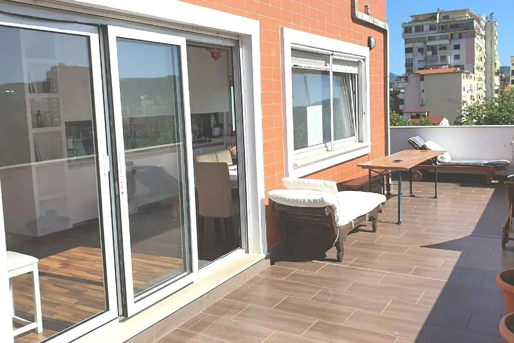 140M2 Top Floorcentral Loft 24Hr Self Check-In Tirana Albania