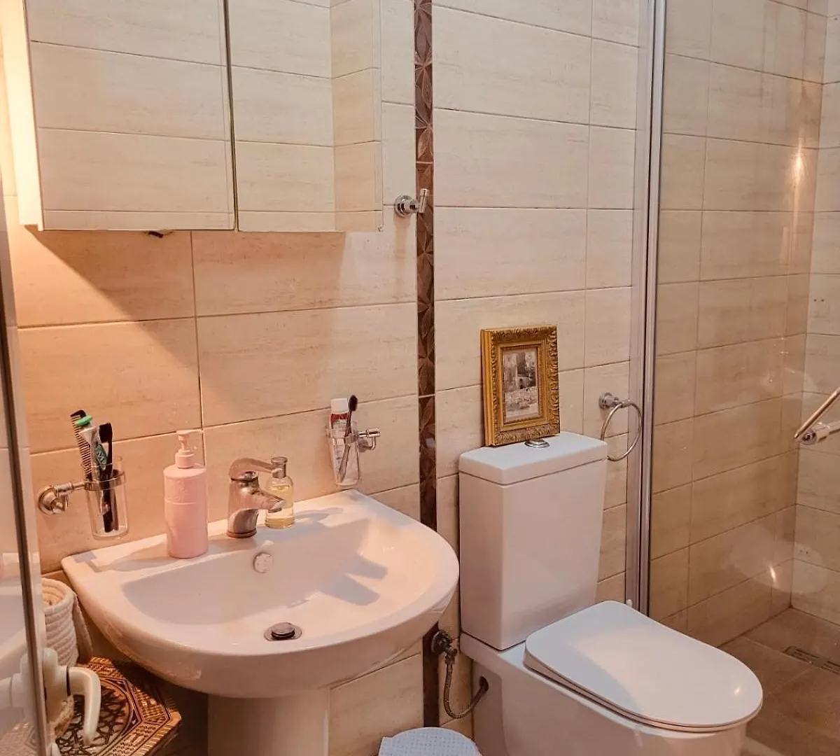 Apartment 140M2 Top Floorcentral Loft 24Hr Self Check-In Tirana Albania